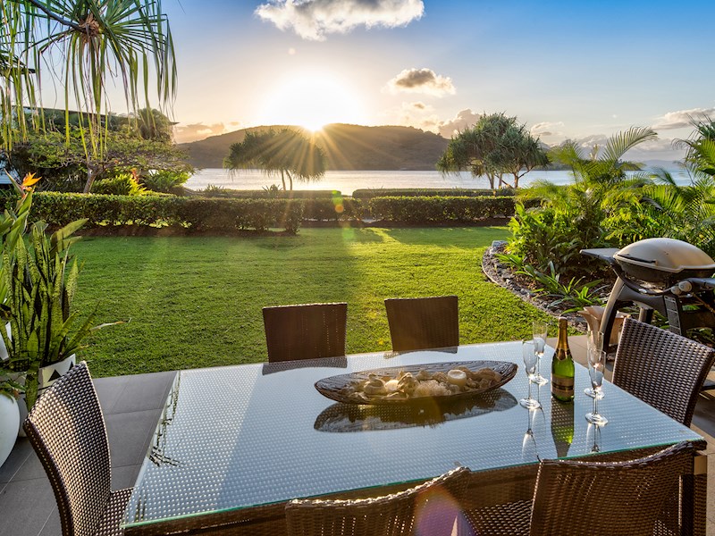 hamilton island yacht club villa 4