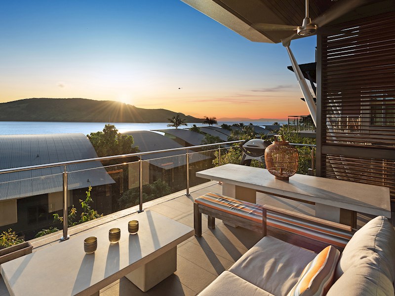 yacht club villa 26 hamilton island